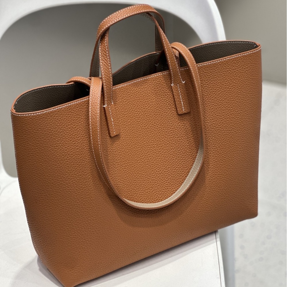 Внутри и снаружи контрастные ц – обзор и цена Quiet Luxury Bags Tote